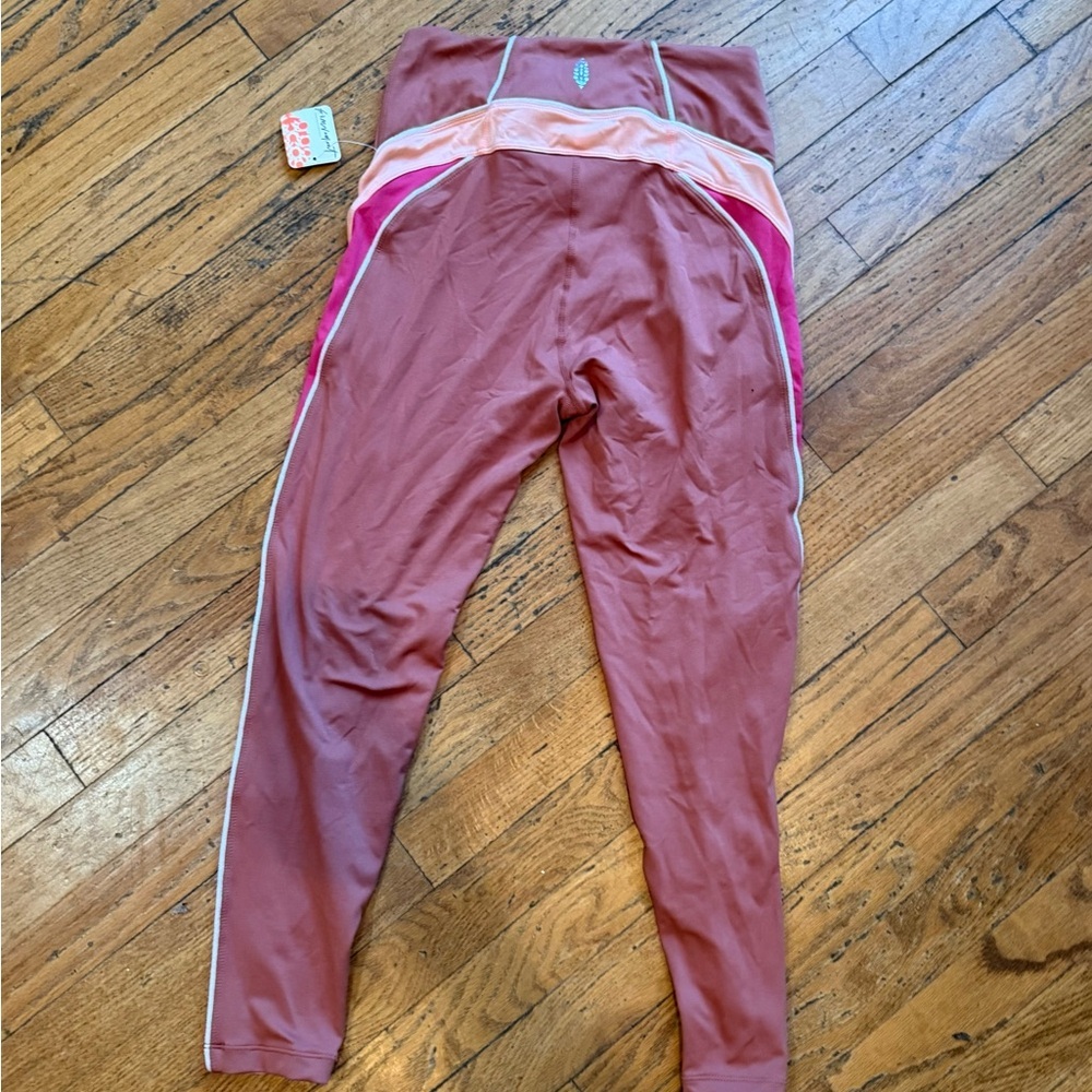 FP Movement by Free People Never Better 7/8 leggings colorblock leggings sz: M - Picture 4 of 4